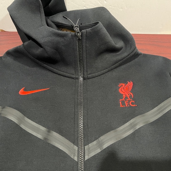 Nike x Liverpool Football Club, Tech Fleece, DN3085 010, Black & Red - Picture 16 of 16